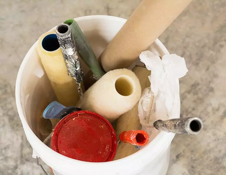 cleanup interior home painting